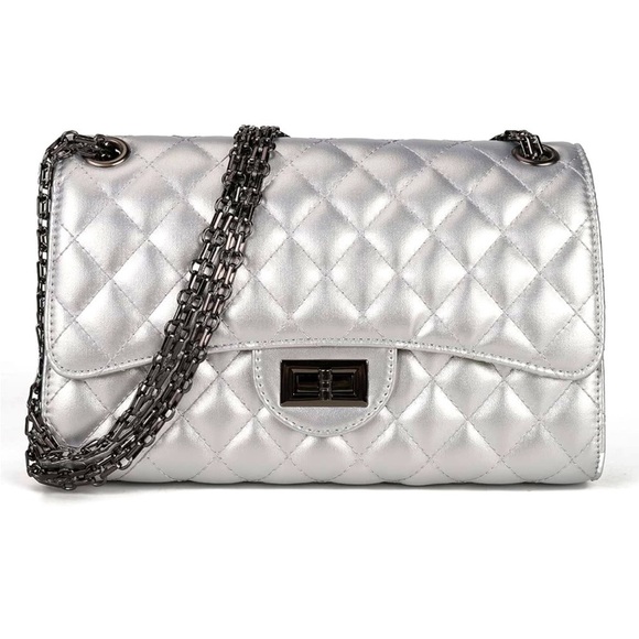 Women’s Silver Quilted Crossbody Flap Bag Chain Strap - Picture 5 of 8